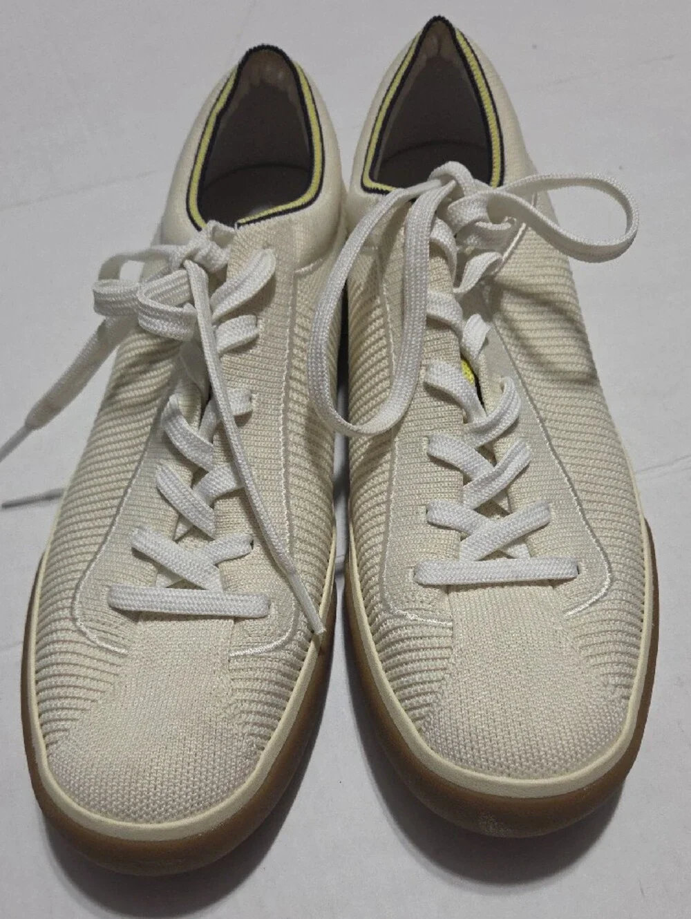 Rothys knit lace